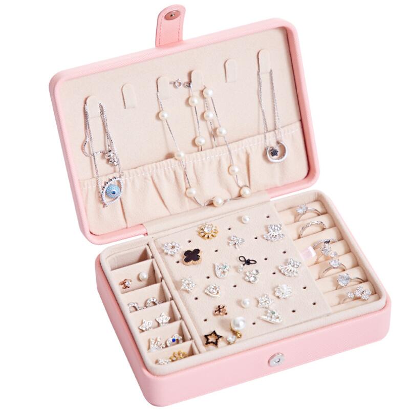 Portable Pu simple Single-Layer Velvet Jewelry Box European Storage Boxes Large Space Holder Gift Cases
Portable Pu simple Single-Layer Velvet Jewelry Box European Storage Boxes Large Space Holder Gift Cases