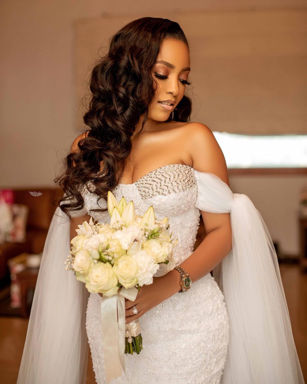 2021 Plus Size Arabic Aso Ebi Luxurious Lace Mermaid Wedding Dresses Crystals Beaded Bridal Dresses Vintage Sexy Wedding Gowns ZJ403