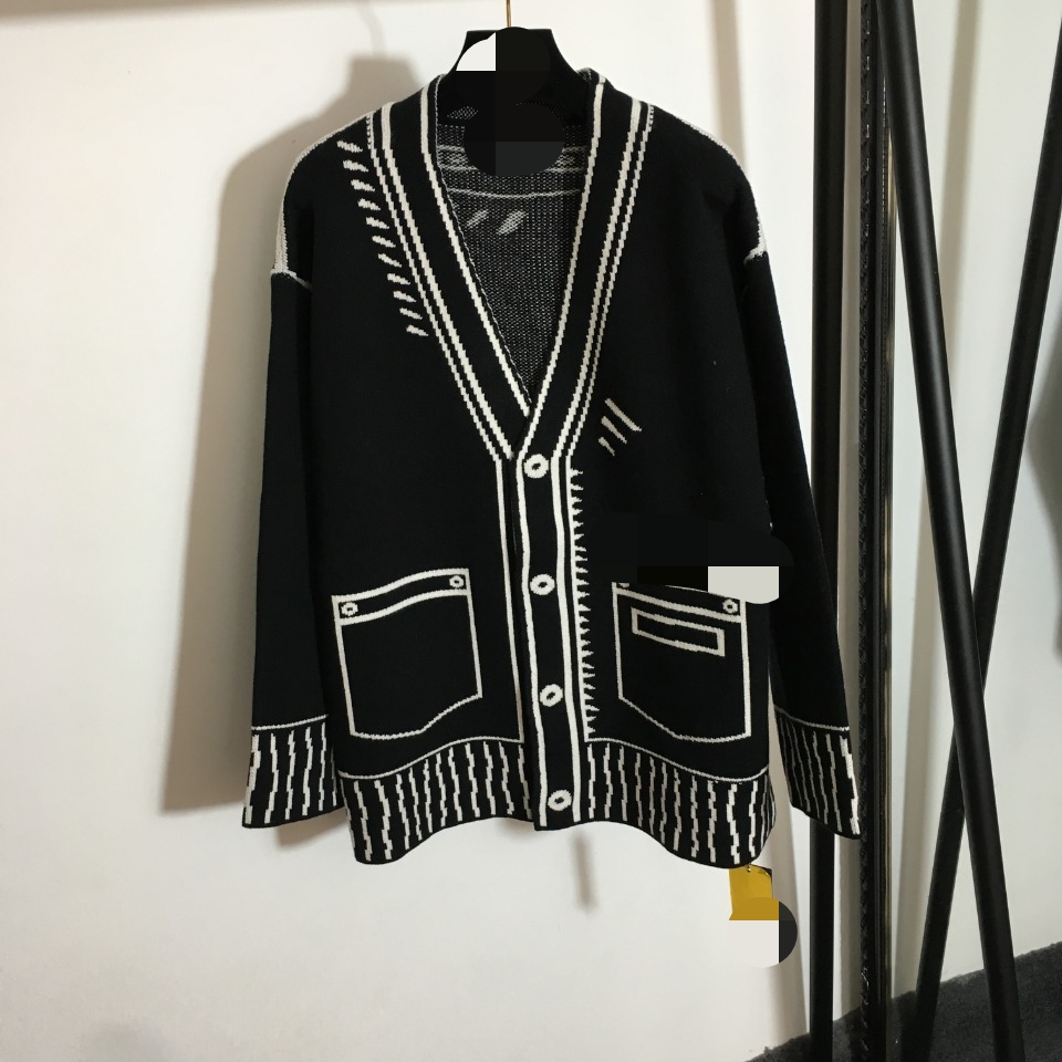 718 2021 Milan Runway Autumn Brand SAme Style Sweater Long Sleeve High Quality V Neck Cardigan Fashion Clothes High Quality Womens xue, White;black
718 2021 Milan Runway Autumn Brand SAme Style Sweater Long Sleeve High Quality V Neck Cardigan Fashion Clothes High Quality Womens xue, White;black