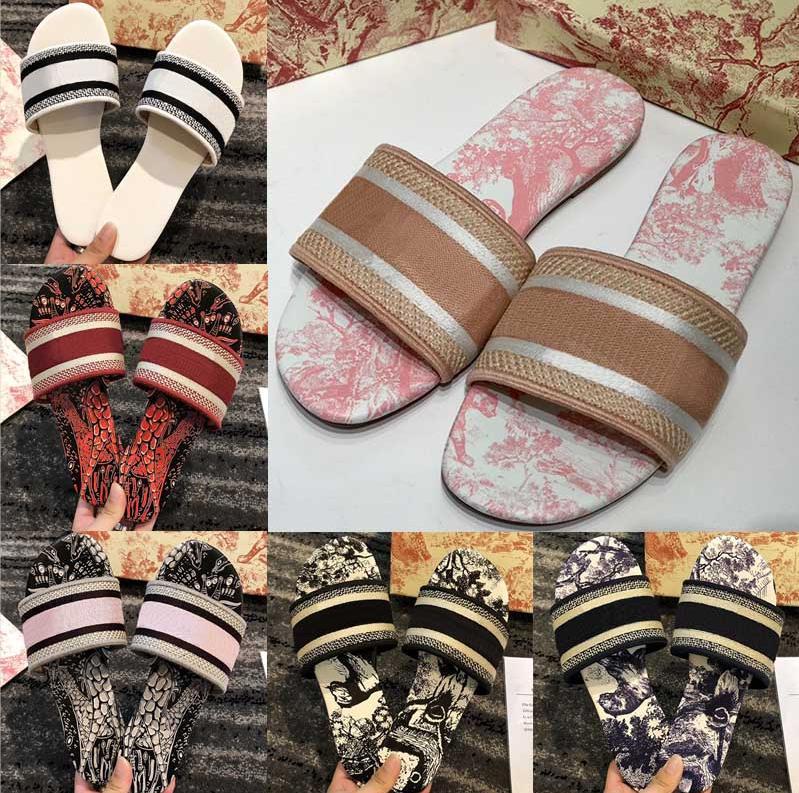 2021 paris Embroidered Dazzle dway designer women womens Slippers ladies scuffs summer outdoor beach Floral striped causal flip flops flat Slide sandals rainbow
2021 paris Embroidered Dazzle dway designer women womens Slippers ladies scuffs summer outdoor beach Floral striped causal flip flops flat Slide sandals rainbow
