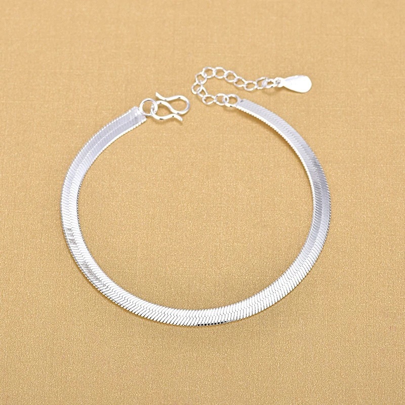 925 Sterling Silver Snake Bracelets Simple Fashion Anklet Fine Jewelry for Woman 2021 Gift, Black
925 Sterling Silver Snake Bracelets Simple Fashion Anklet Fine Jewelry for Woman 2021 Gift, Black