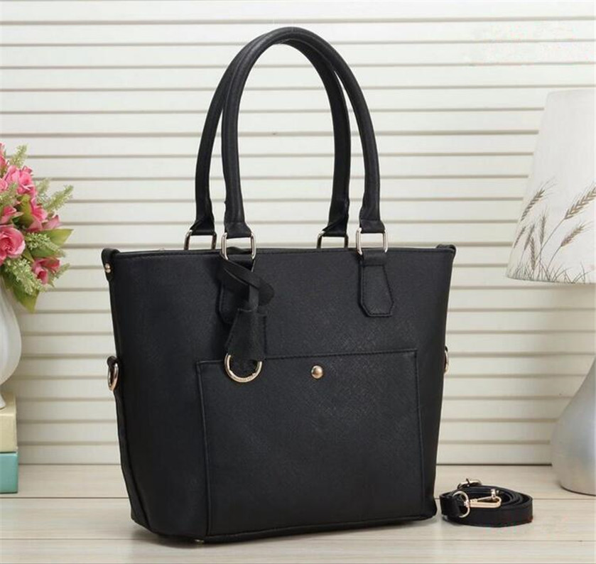 2021 Crafty Onthego MM tote Shoulder Bag saling luxury designer handbag purses shopping Messenger bags handbags designers crossbodys Socialite 146
2021 Crafty Onthego MM tote Shoulder Bag saling luxury designer handbag purses shopping Messenger bags handbags designers crossbodys Socialite 146