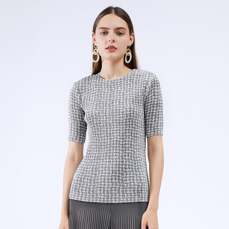 2021 New Fall Summer Printed Short-sleeved Bright Pleated T-shirt Women's Aesthetic Design Sense Niche Plus Size Top Women Rkqx, Gray
2021 New Fall Summer Printed Short-sleeved Bright Pleated T-shirt Women's Aesthetic Design Sense Niche Plus Size Top Women Rkqx, Gray