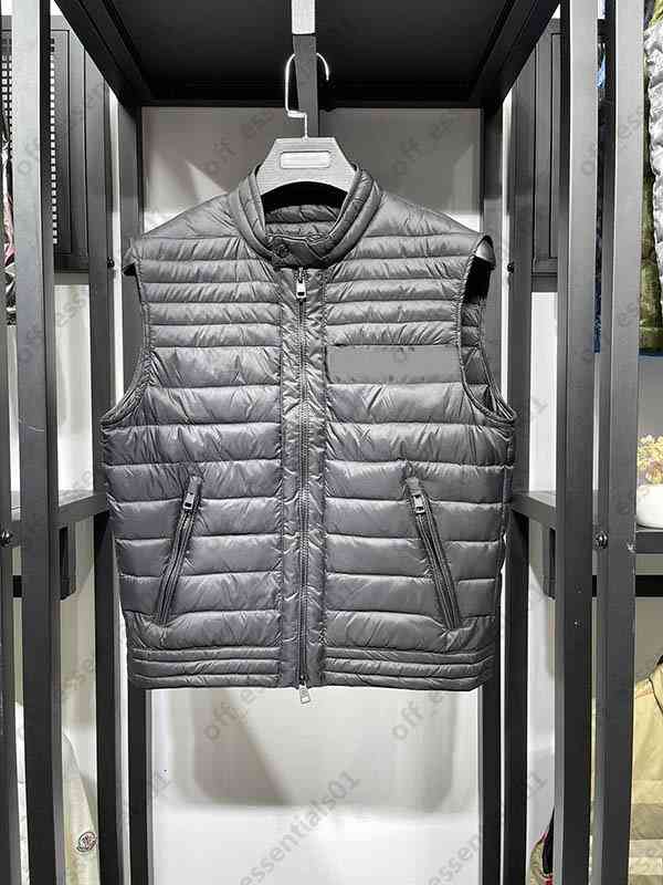 Men's Down & Parkas Chest letter mens down jacket and vest Designers Men S Clothing Europe American style jackets Size 1--5 42Ja# RIPY, 1# shoe box
Men's Down & Parkas Chest letter mens down jacket and vest Designers Men S Clothing Europe American style jackets Size 1--5 42Ja# RIPY, 1# shoe box