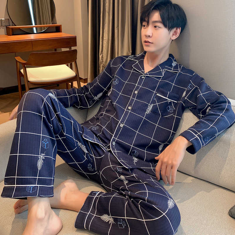 Royal Blue Men's Young and Middle-aged Men's Pajamas Are Warm In Autumn and Winter You Can Wear Cardigans and Trousers At Home 211019