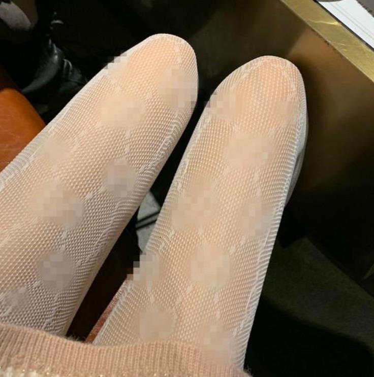 05 Pure Color Lace Hollow Out Pantynose Sexy Mesh Hose Sale Letter Long Leggings Socks, Black;white
05 Pure Color Lace Hollow Out Pantynose Sexy Mesh Hose Sale Letter Long Leggings Socks, Black;white