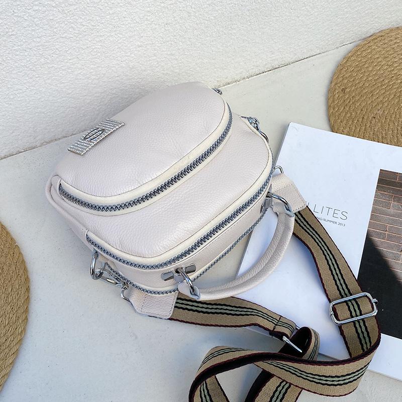 Shoulder Bags 2021 Fashion Solid Color Soft Cowhide Leather Women's Handbag Roomy Wide Strap Female Bag All-match Totes, Beige
Shoulder Bags 2021 Fashion Solid Color Soft Cowhide Leather Women's Handbag Roomy Wide Strap Female Bag All-match Totes, Beige