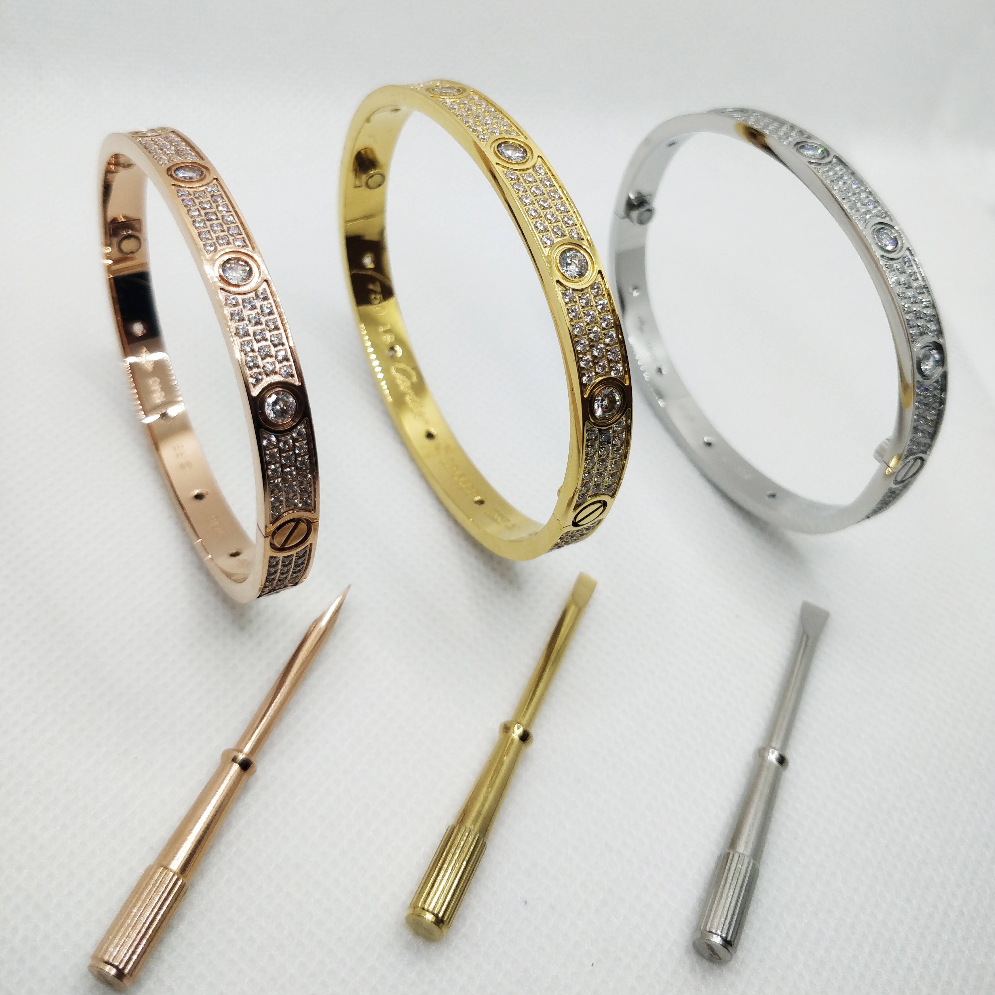 Luxury jewelry love charm bracelets with screwdriver diamonds gold silver bracelet for Valentines day birthday couples gift
Luxury jewelry love charm bracelets with screwdriver diamonds gold silver bracelet for Valentines day birthday couples gift