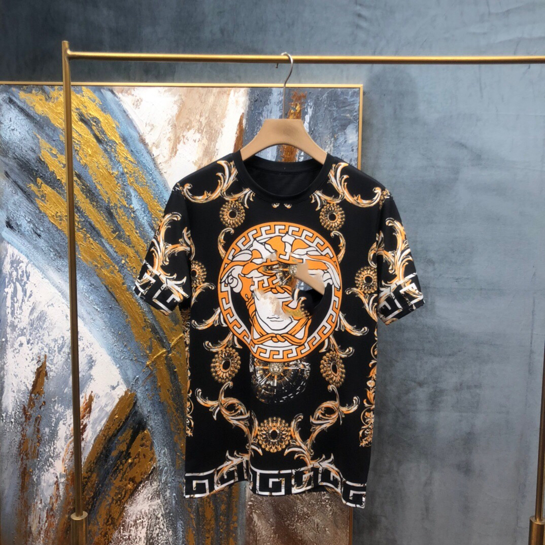 Mens Stylist T Shirt Friends Men Women T Shirt High Quality Black White Tees If you want more pictures, please contact me Size S-3XL 286
Mens Stylist T Shirt Friends Men Women T Shirt High Quality Black White Tees If you want more pictures, please contact me Size S-3XL 286