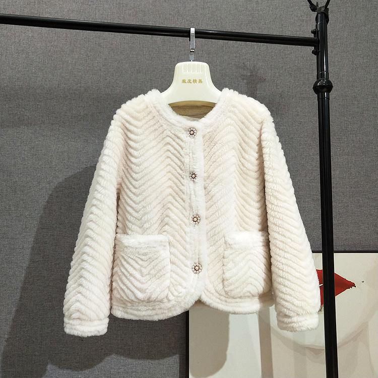 Women's Fur & Faux Women 2022 Winter Fashion Real Lamb Warm Coats Female O-neck Sheep Shearing Outwear Ladies Solid Color Loose Jackets S173, Black
Women's Fur & Faux Women 2022 Winter Fashion Real Lamb Warm Coats Female O-neck Sheep Shearing Outwear Ladies Solid Color Loose Jackets S173, Black