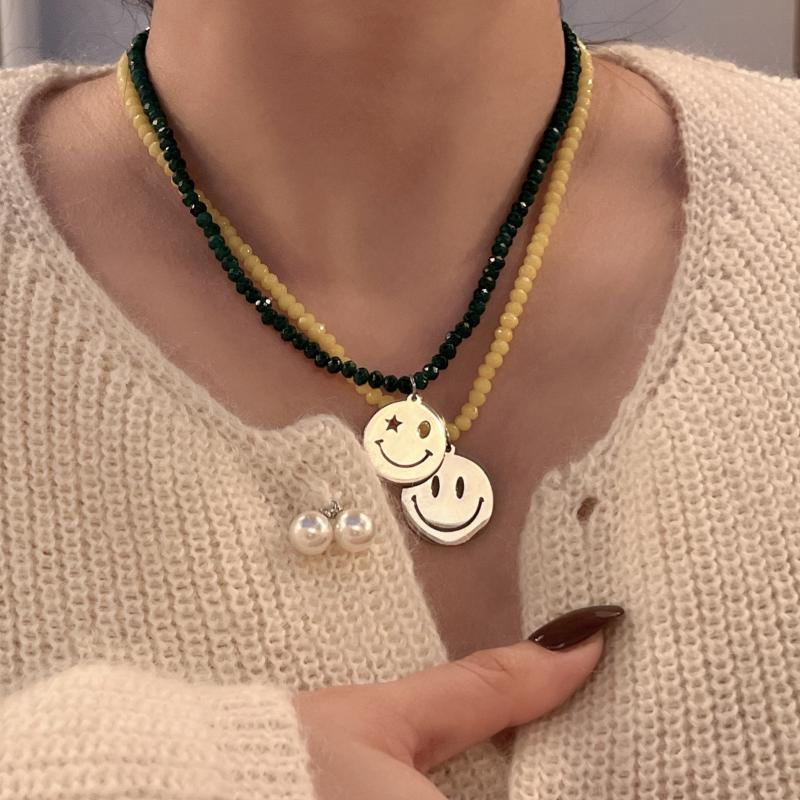 Chains Hip Hop Fashion Crystal Beaded Necklace Women Silver Color Hollow Pendant For Sweater Chain Gifts
Chains Hip Hop Fashion Crystal Beaded Necklace Women Silver Color Hollow Pendant For Sweater Chain Gifts