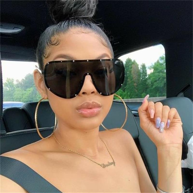 Sunglasses Oversized Black Women Fashion Cute Big Shades Men Polarized Goggles Rivet Sun Glasses For Driving Large Eyewear Uv
Sunglasses Oversized Black Women Fashion Cute Big Shades Men Polarized Goggles Rivet Sun Glasses For Driving Large Eyewear Uv
