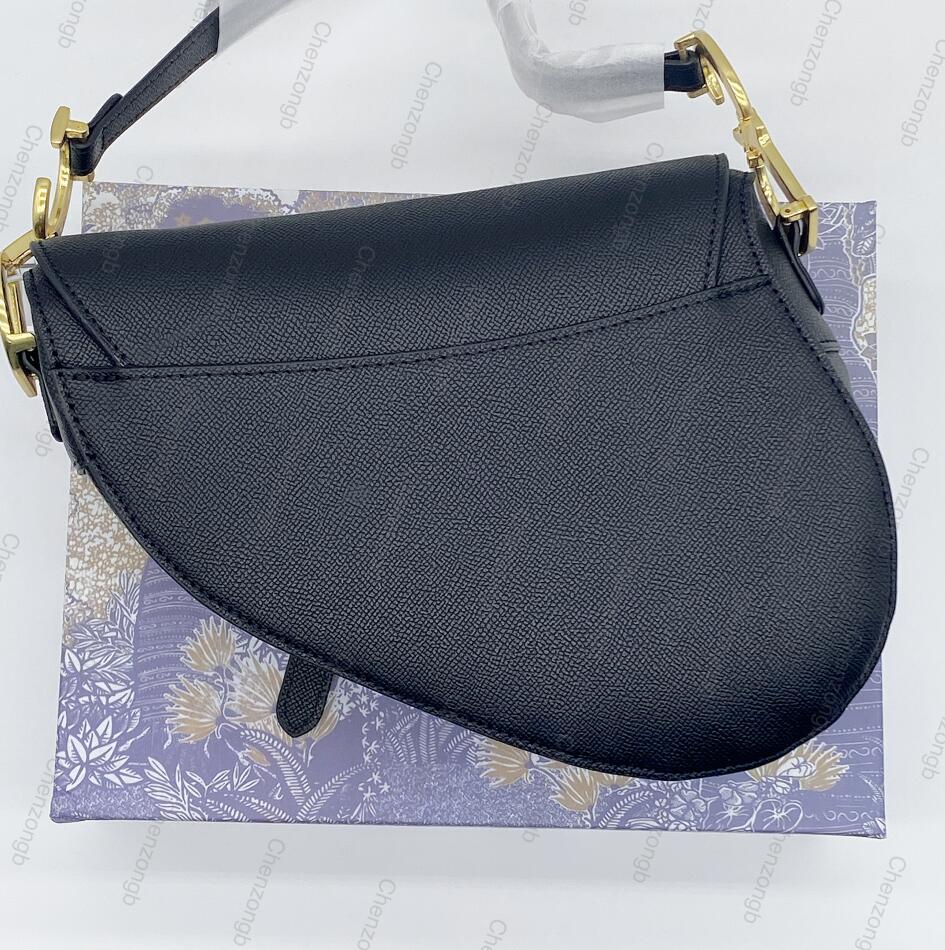 famous womens handbag letter shoulder high quality genuine leather Messenger bag saddle bags
famous womens handbag letter shoulder high quality genuine leather Messenger bag saddle bags