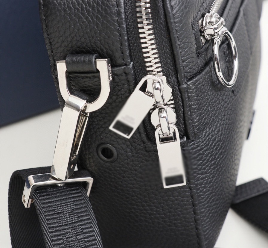Women men bags new fashion handbags purses high quality postmen messenger bags Adjustable wide single shoulder strap bag crossbody bags, Extra fee
Women men bags new fashion handbags purses high quality postmen messenger bags Adjustable wide single shoulder strap bag crossbody bags, Extra fee