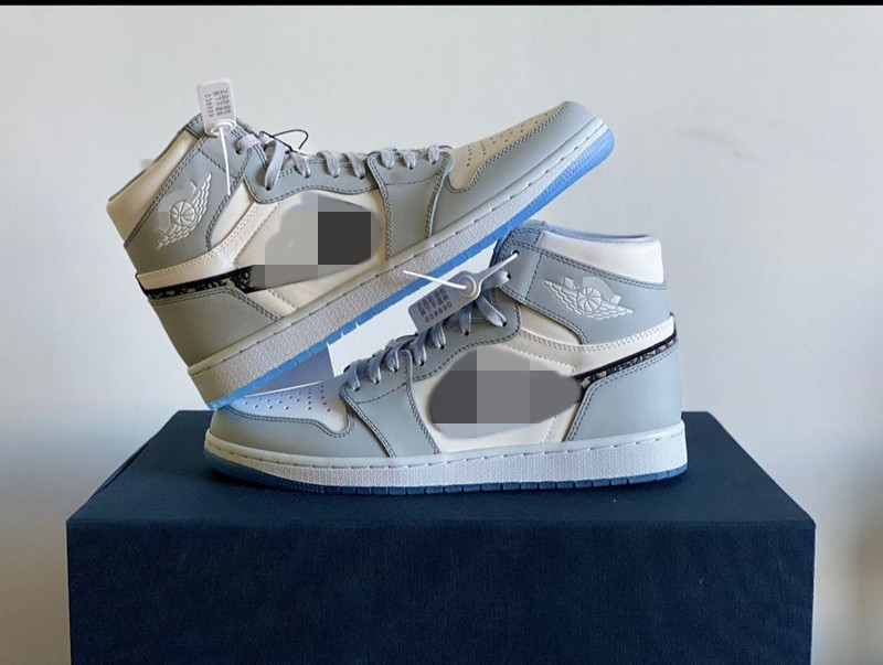 moda femminile Designer scarpe ginnastica con tacco alto, sneakerpelle casual da corsa all'aperto uomini e donne in alto 36-45 mkpu0001
moda femminile Designer scarpe ginnastica con tacco alto, sneakerpelle casual da corsa all'aperto uomini e donne in alto 36-45 mkpu0001