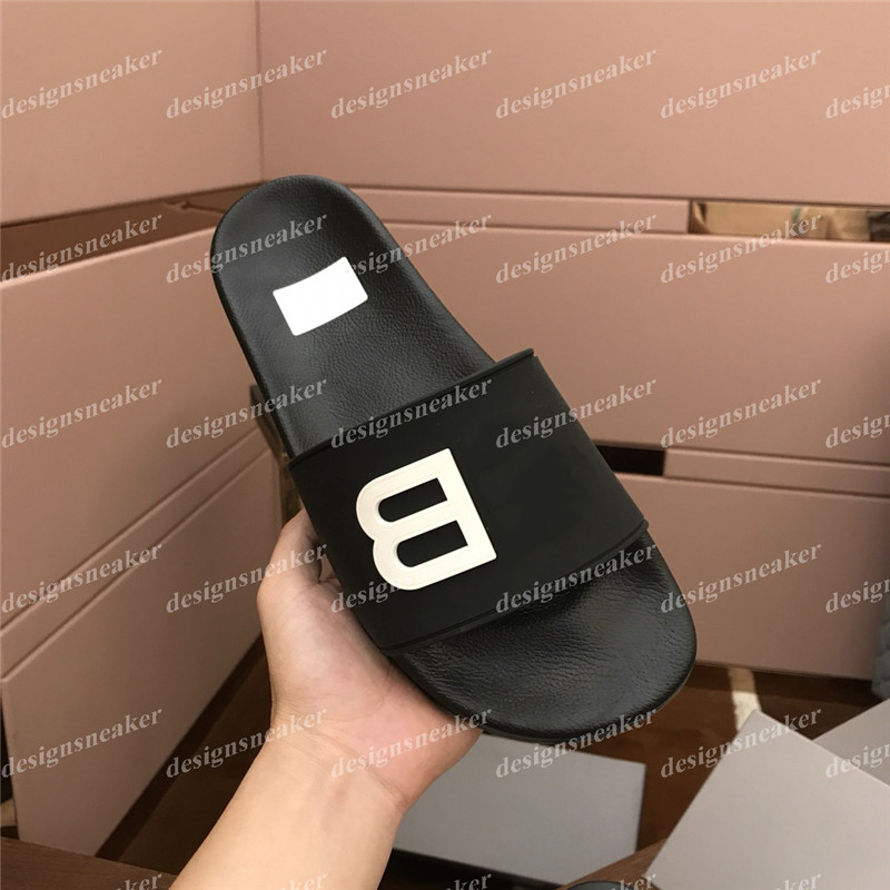 Top Quality Men's Woman's Rubber Slipper Slides Sandals Shoes Summer Beach Outdoor Cool Slippers Fashion Wide Flat Flip Flops With Box 35-45, Grey
Top Quality Men's Woman's Rubber Slipper Slides Sandals Shoes Summer Beach Outdoor Cool Slippers Fashion Wide Flat Flip Flops With Box 35-45, Grey