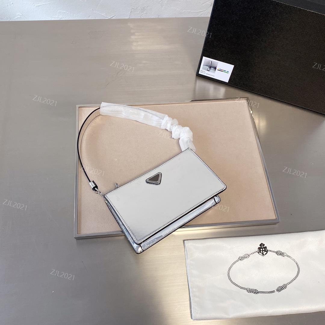 Female Luxurys Designers Bags Mirror Armpit Bag Single Shoulder Bags luxurys designers bags Ladies Fashion Patent Leather Bag, Box
Female Luxurys Designers Bags Mirror Armpit Bag Single Shoulder Bags luxurys designers bags Ladies Fashion Patent Leather Bag, Box