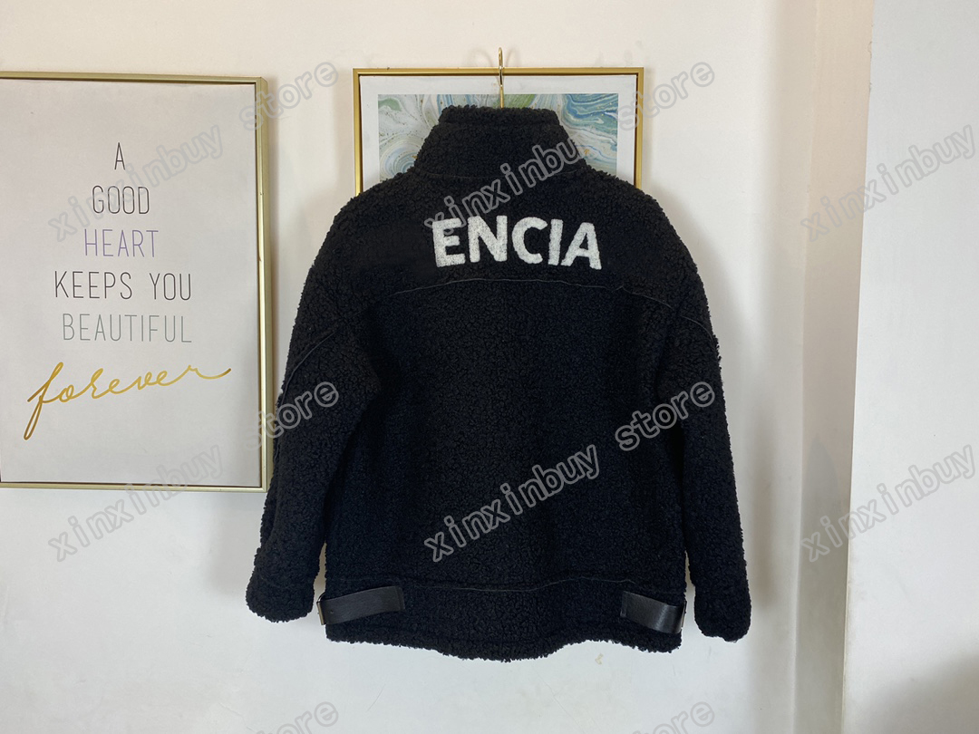 21ss designers baseball jackets men women hooded basketball paris towel embroidery jacquard fabric man fashion streetwear luxurys white blac, Black;brown
21ss designers baseball jackets men women hooded basketball paris towel embroidery jacquard fabric man fashion streetwear luxurys white blac, Black;brown