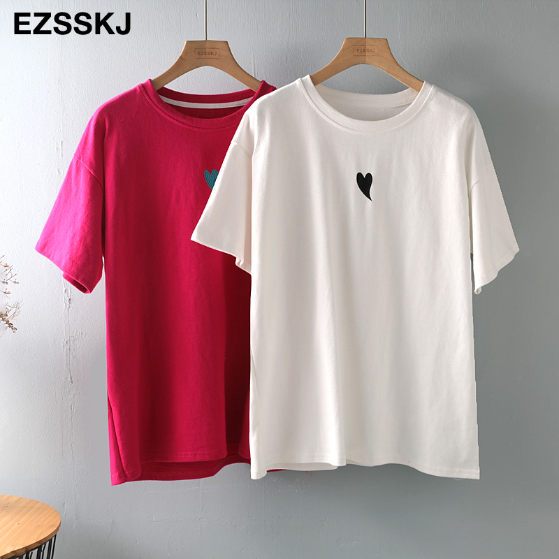 spring summer Women basic heart embroidery T-shirt Casual Loose short sleeve bottom candy color cotton T-shirt Female Tops 210302