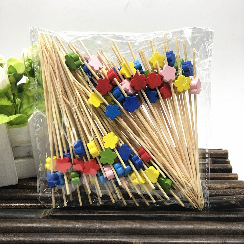 100Pcs/pack Cute Sticks Toothpicks Creative Christmas Fruit Forks Disposable Flower Picks Cocktail Sign Pastry Decoration
100Pcs/pack Cute Sticks Toothpicks Creative Christmas Fruit Forks Disposable Flower Picks Cocktail Sign Pastry Decoration