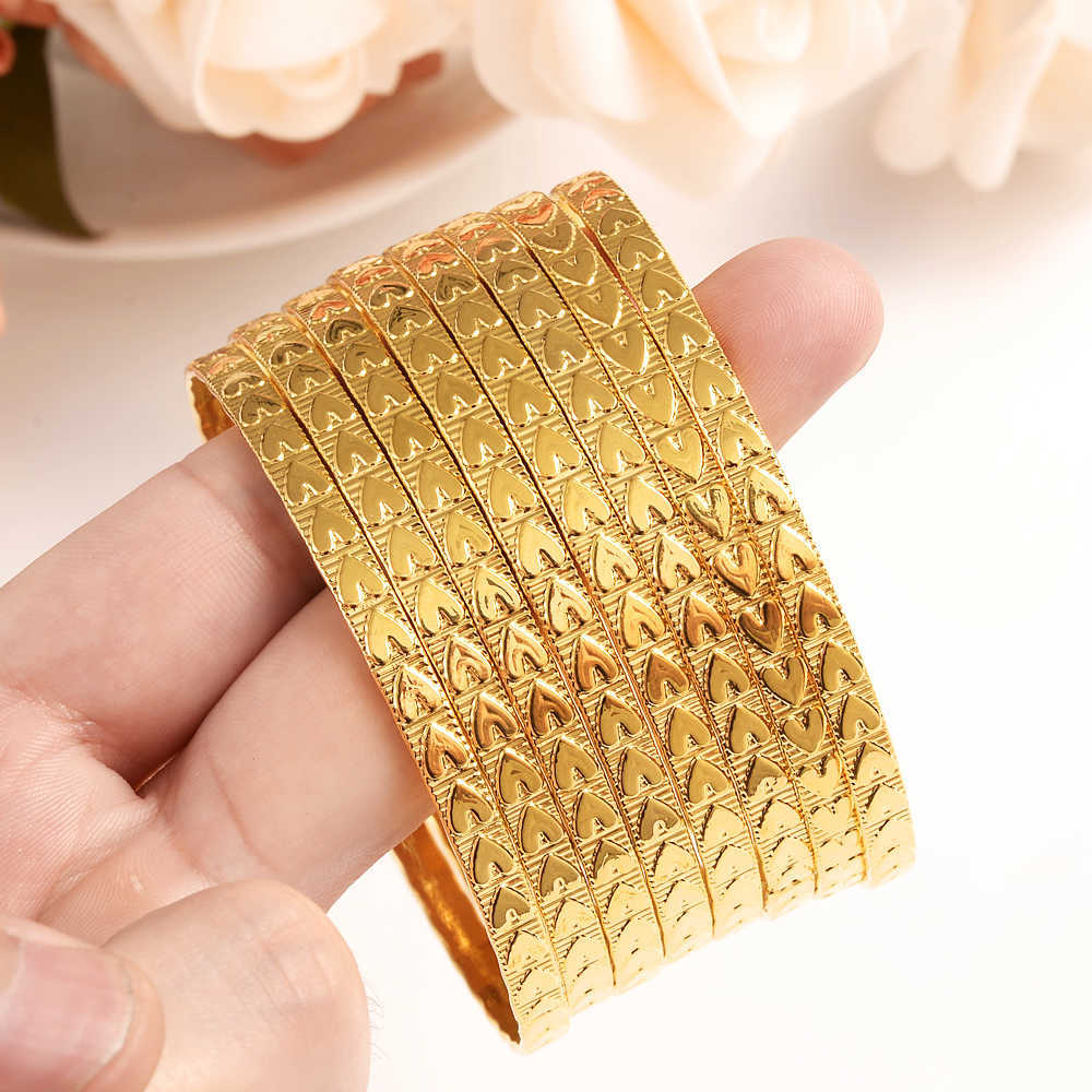 Big Round Ethiopian Love Heart Jewelry Bangles Big Gold Bangles Dubai Gold Jewelry Bangles for Women Wedding Bridal Party Gifts Q0719
Big Round Ethiopian Love Heart Jewelry Bangles Big Gold Bangles Dubai Gold Jewelry Bangles for Women Wedding Bridal Party Gifts Q0719