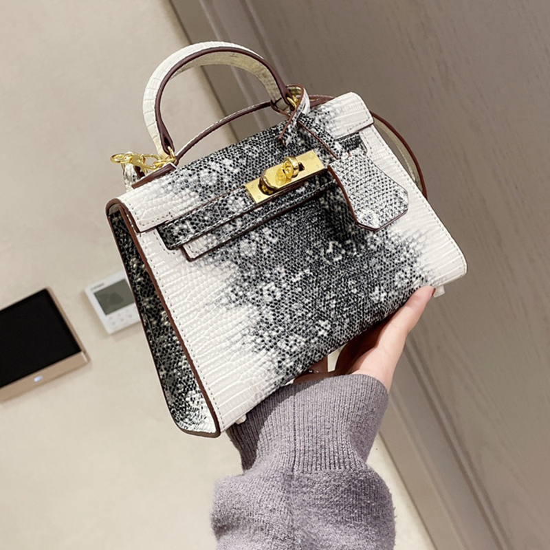 Women Bag Handbag Genuine Leather luxury designer shoulder Purses handbags Palm pattern Fashion Plain Calf Skin Lock Key Hasp mini, Dark grey
Women Bag Handbag Genuine Leather luxury designer shoulder Purses handbags Palm pattern Fashion Plain Calf Skin Lock Key Hasp mini, Dark grey