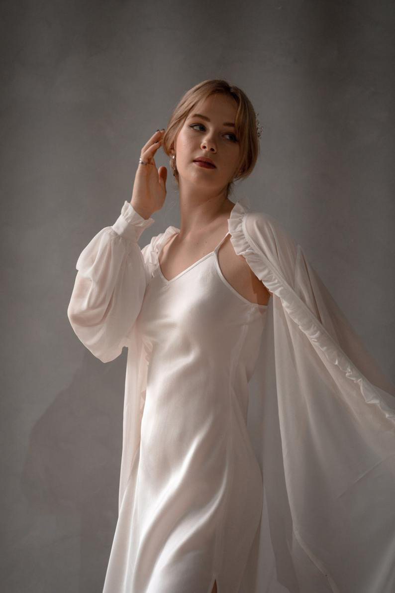2 Pcs Bridal Sleepwear Photography Props Spaghetti Straps Undergarment Women Ruffle Long Sleeve Robes Women Nightgowns Custom Made