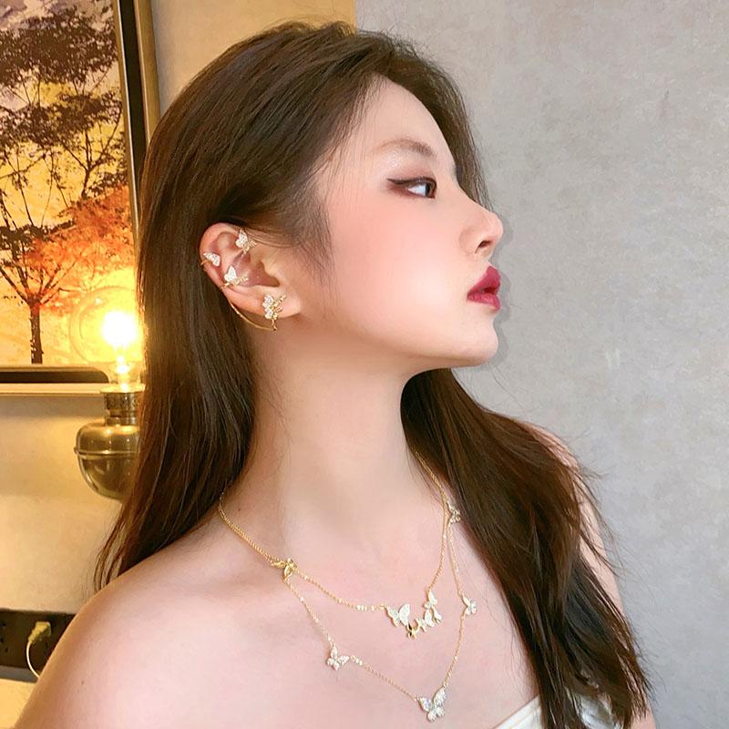Pendant Necklaces Cute Full Crystals Butterflies Necklace For Women 2021 Fashion Trend Party Girls Gold Tone Multilayer Choker
Pendant Necklaces Cute Full Crystals Butterflies Necklace For Women 2021 Fashion Trend Party Girls Gold Tone Multilayer Choker