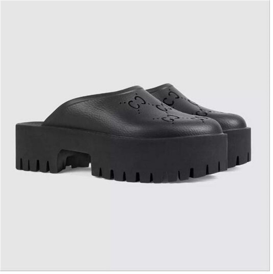 Thick Bottom Desiner Beach Rubber Lazy Slippers Indoor Outdoor Show Style Hotle Warm Fox Fur Sandals for Women Slides Flip Flops
Thick Bottom Desiner Beach Rubber Lazy Slippers Indoor Outdoor Show Style Hotle Warm Fox Fur Sandals for Women Slides Flip Flops