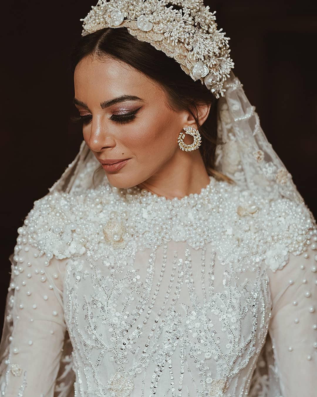 2021 Plus Size Arabic Aso Ebi Luxurious Lace Beaded Wedding Dresses Pearls Long Sleeves Bridal Dresses Vintage Wedding Gowns ZJ254