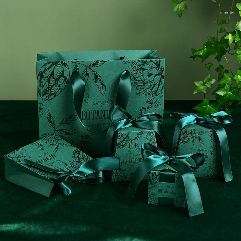 Gift Wrap Creative Green Paperboard Packaging Bag Candy Boxes Wedding Favors & Gifts Box For Guests Baby Shower Party Supplies
Gift Wrap Creative Green Paperboard Packaging Bag Candy Boxes Wedding Favors & Gifts Box For Guests Baby Shower Party Supplies