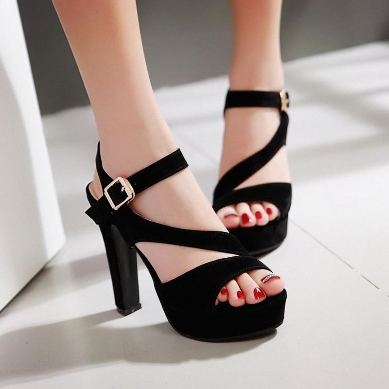 Sandals Summer Frosted Thick Heel High Heels European And American Waterproof Platform Roman Open-toed Women 40-43, Black
Sandals Summer Frosted Thick Heel High Heels European And American Waterproof Platform Roman Open-toed Women 40-43, Black