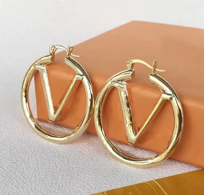 Charm Fashion gold hoop earrings for lady Women Party Wedding Lovers gift engagement Jewelry for Bride With box cjeweler2
Charm Fashion gold hoop earrings for lady Women Party Wedding Lovers gift engagement Jewelry for Bride With box cjeweler2