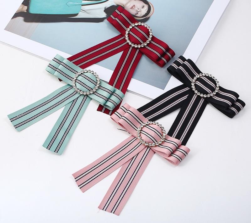 Pins, Brooches Exaggerated Big Bow Brooch Round Zircon Tie Striped Collar Jewelry For Women Fashion, Gray 
Pins, Brooches Exaggerated Big Bow Brooch Round Zircon Tie Striped Collar Jewelry For Women Fashion, Gray
