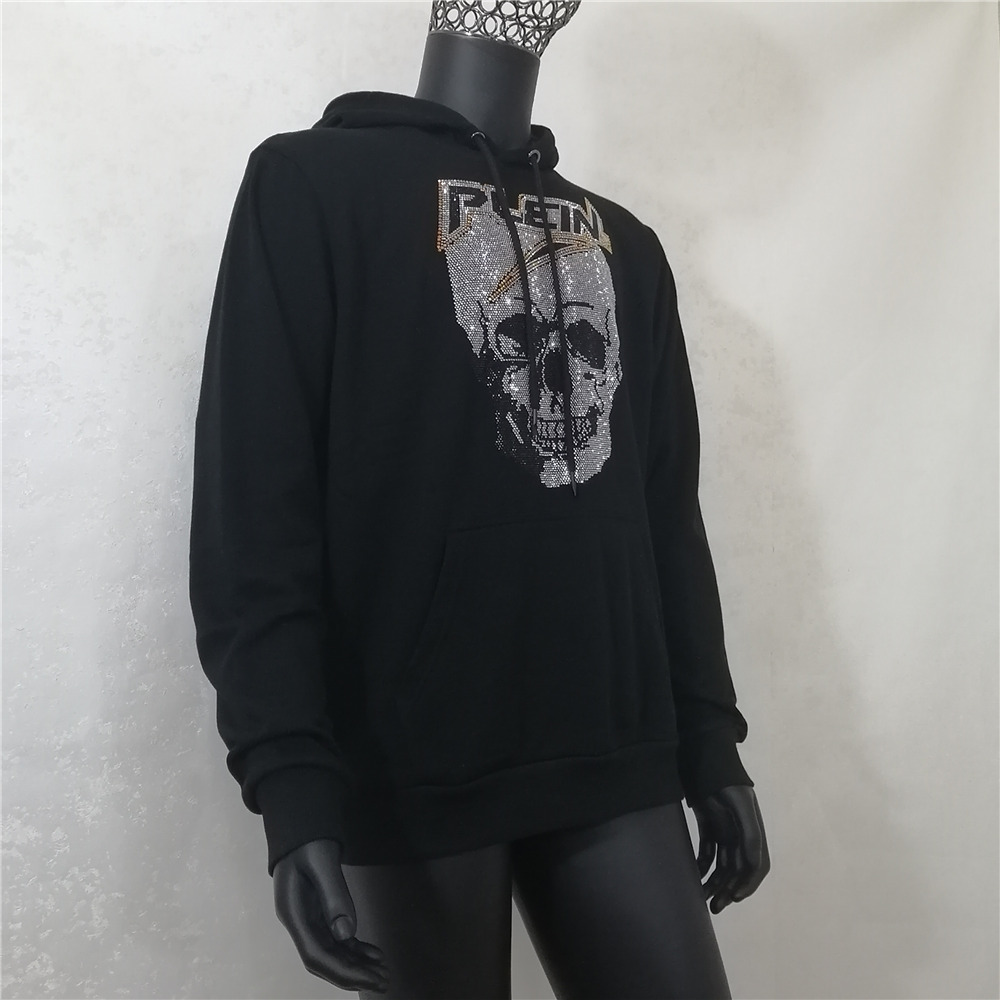 New Arrival Skulls Shining Crystals Diamond Hoodies Long Sleeve Casual Men Cotton Pullovers Autumn Winter Tops 201020