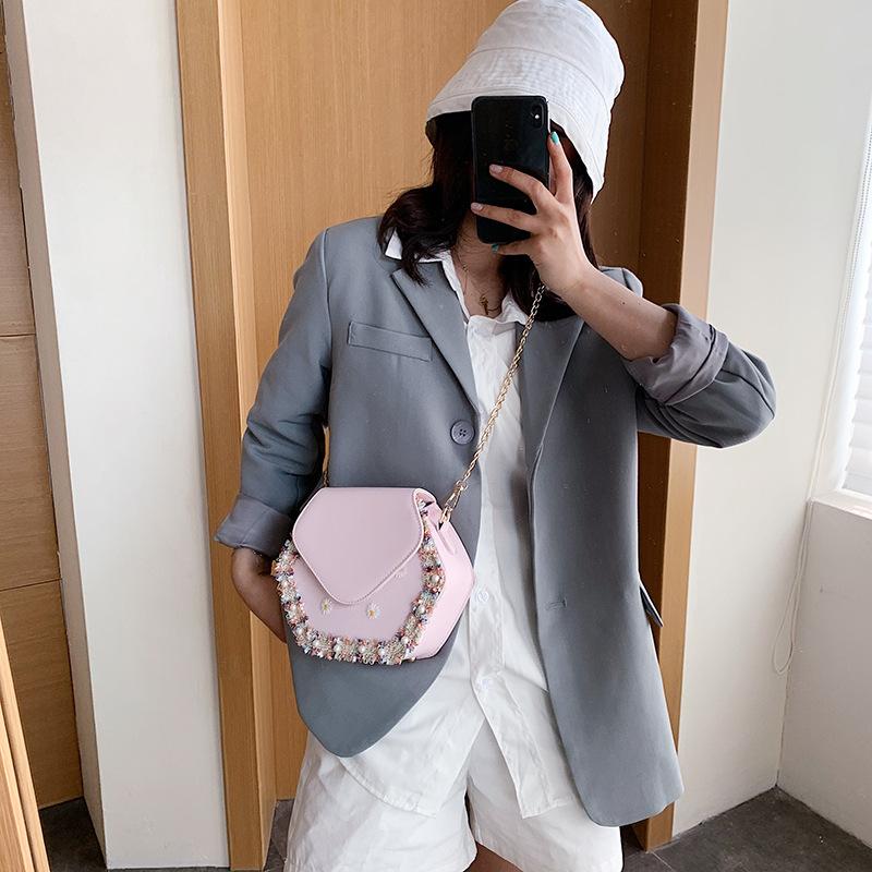 2021 new women's shoulder bag fairy pouch sweet pearl lace embroidery bag chain shoulder messenger, Black
2021 new women's shoulder bag fairy pouch sweet pearl lace embroidery bag chain shoulder messenger, Black