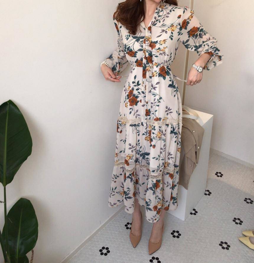 spring women vintage print floral dress lady elegant V-neck lace up midi dress casual female long sleeve boho vestidos, Black;gray
spring women vintage print floral dress lady elegant V-neck lace up midi dress casual female long sleeve boho vestidos, Black;gray