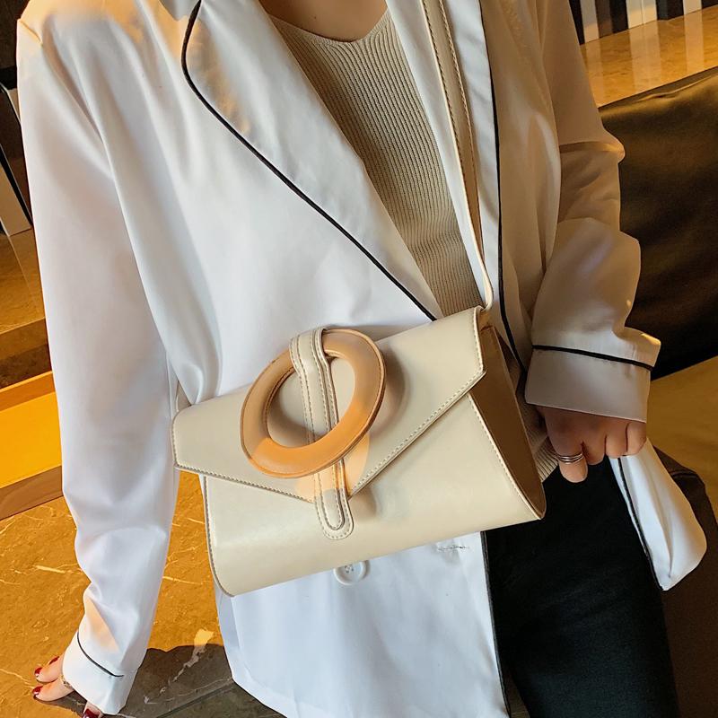 Advanced feeling bag foreign style women's bag 2021 new fashion versatile Messenger Fashion single shoulder straddle, Beige
Advanced feeling bag foreign style women's bag 2021 new fashion versatile Messenger Fashion single shoulder straddle, Beige