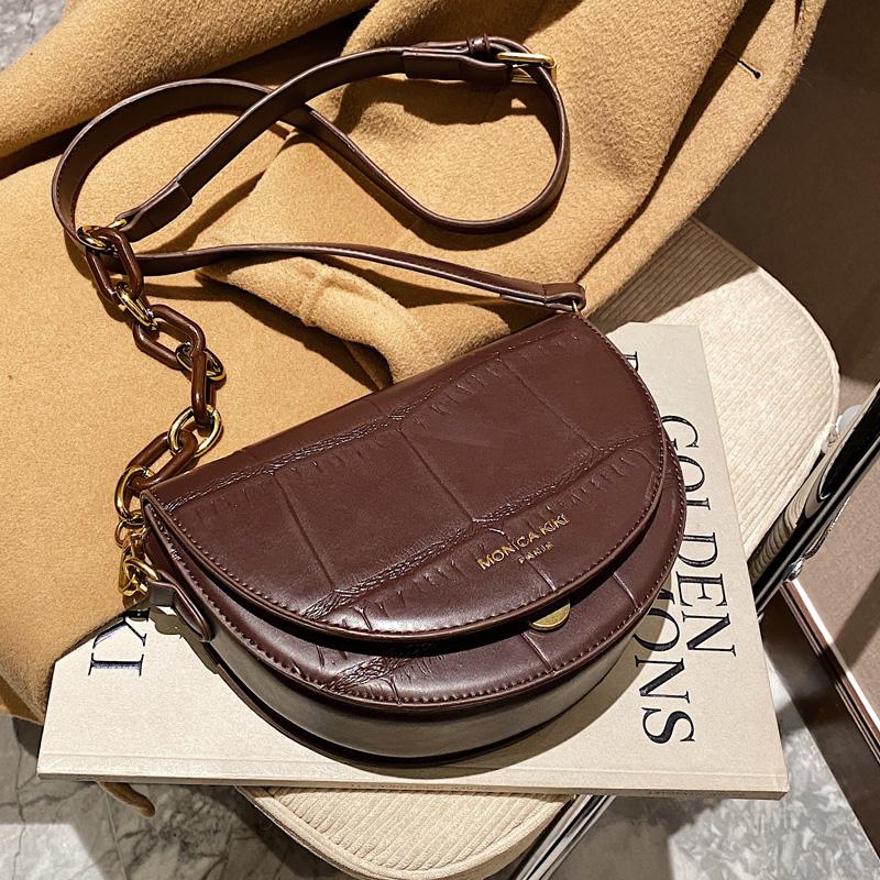 Vintage Women's Saddle Bags Designer Acrylic Chain Shoulder Crossbody Bag Luxury Stone Pu Leather Messenger Bag Retro Small Flap, Brown
Vintage Women's Saddle Bags Designer Acrylic Chain Shoulder Crossbody Bag Luxury Stone Pu Leather Messenger Bag Retro Small Flap, Brown