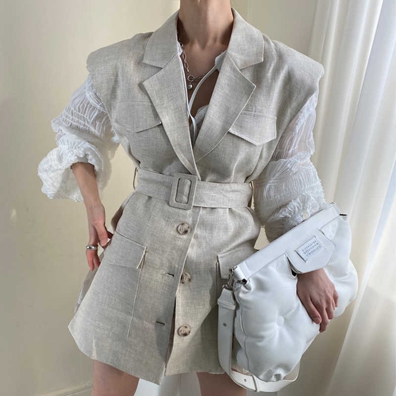 [EWQ]Round Neck Pleated Puff Sleeve Dress + Lapel Single-breasted Suit Vest With Belt Women Fashion Autumn 2F0610 210825