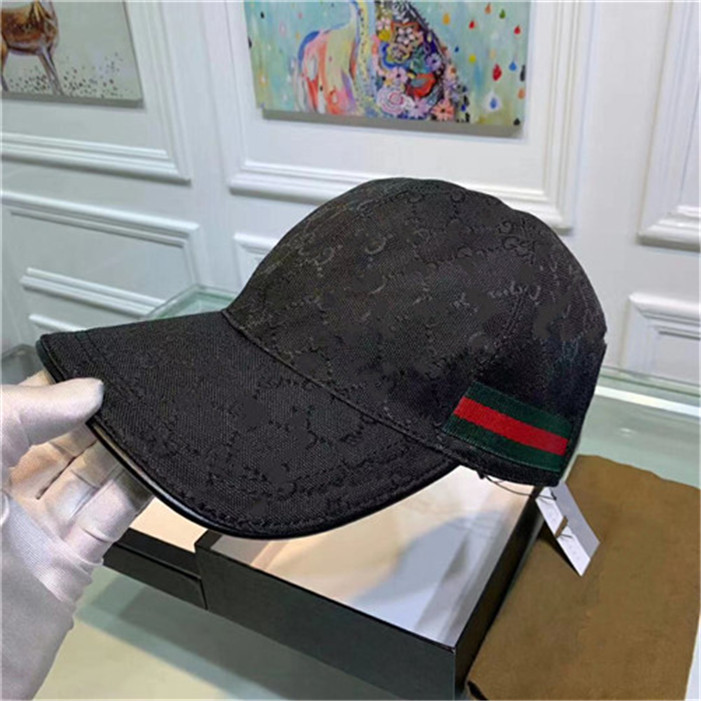 2021 Wholesale fashion designer with classic sun hats for men and women baseball lovers in a sporty casual style, Blue;gray
2021 Wholesale fashion designer with classic sun hats for men and women baseball lovers in a sporty casual style, Blue;gray