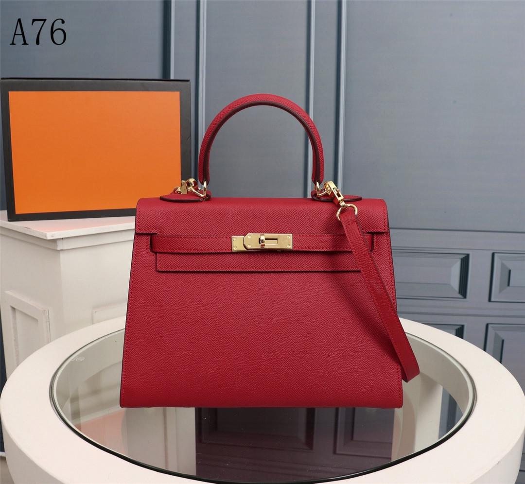 Women Shoulder Bags Hot Sell Womens Genuine Leather Flap Handbag Black Pochette Twist Lady Crossbody Bag Hotsale Purse, Red
Women Shoulder Bags Hot Sell Womens Genuine Leather Flap Handbag Black Pochette Twist Lady Crossbody Bag Hotsale Purse, Red