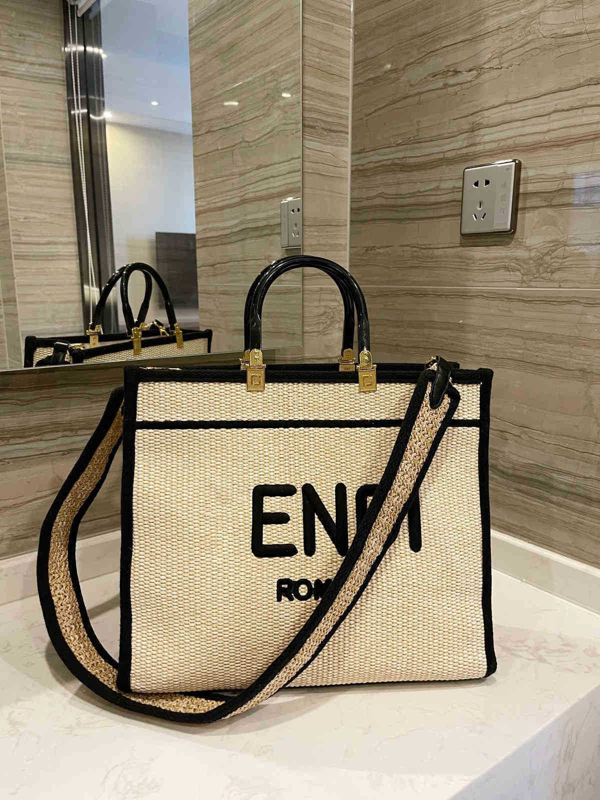 Hanghhangbag Women S Mini Luxurys Designers Bags 2021 Designer Womens handbags Purses Crossbody Bag Wallet Handbag Louisbags_18 Hand Held St
Hanghhangbag Women S Mini Luxurys Designers Bags 2021 Designer Womens handbags Purses Crossbody Bag Wallet Handbag Louisbags_18 Hand Held St