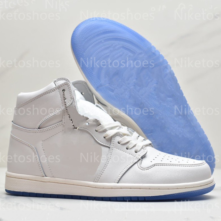 Oblique 1 High OG Basketball shoes 35th anniversary White Letter printing Skateboard shoes Limited Trainers 1s Sports Sneakers CN8607-012, Color 01
Oblique 1 High OG Basketball shoes 35th anniversary White Letter printing Skateboard shoes Limited Trainers 1s Sports Sneakers CN8607-012, Color 01