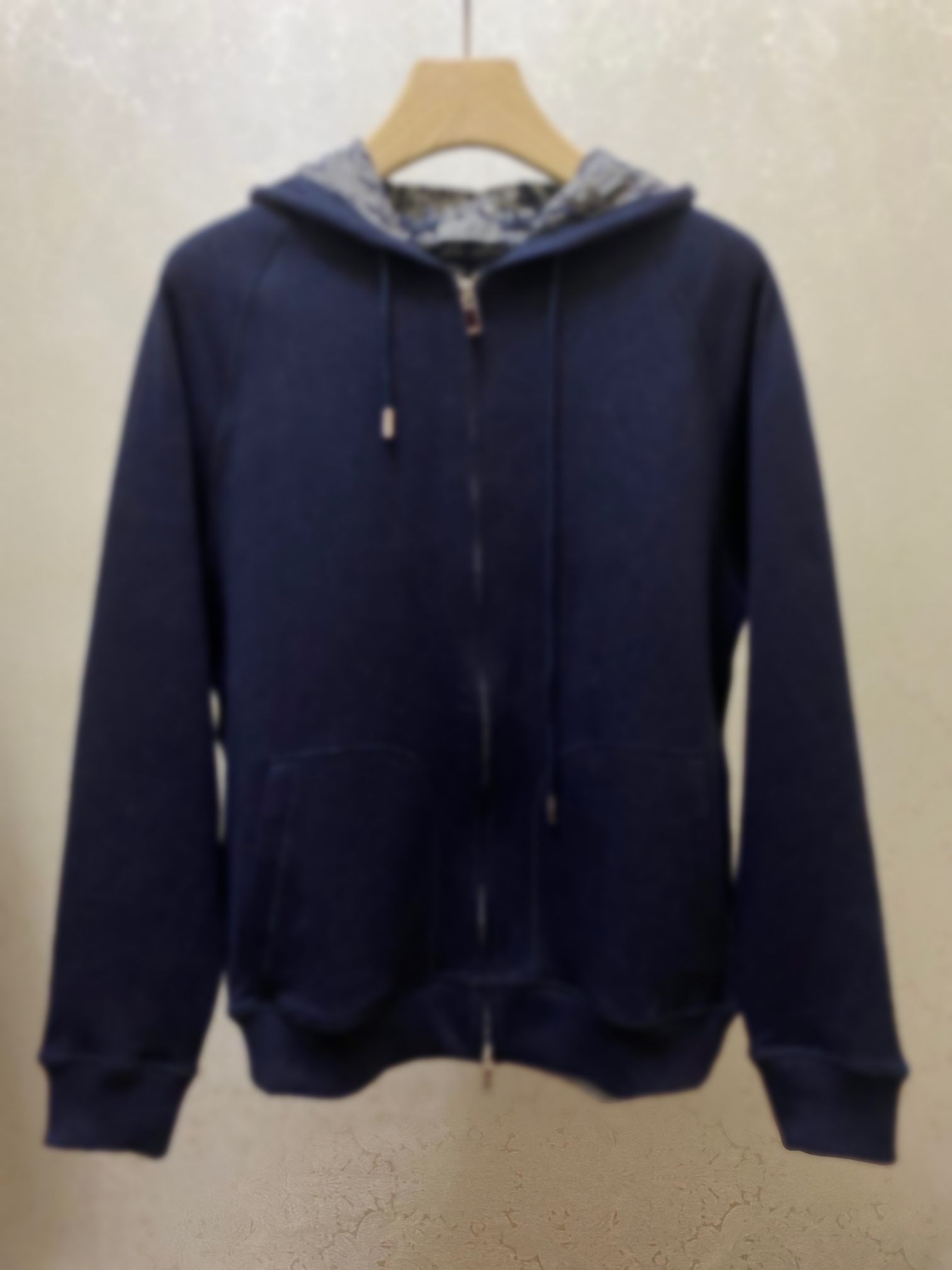21FW Autumn and winter Italy pairs jackets Letter Printed Hooded Sweatshirt Couple Casual Street Outdoor Men Women Hoodies zdld20629, Black;brown
21FW Autumn and winter Italy pairs jackets Letter Printed Hooded Sweatshirt Couple Casual Street Outdoor Men Women Hoodies zdld20629, Black;brown