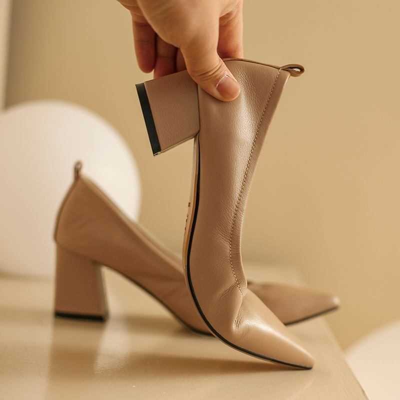 ALLBITEFO thick heels soft genuine leather brand high heels office ladies shoes spring/autumn woemn shoes woemn high heel shoes 210611, Height heel 6cm
ALLBITEFO thick heels soft genuine leather brand high heels office ladies shoes spring/autumn woemn shoes woemn high heel shoes 210611, Height heel 6cm