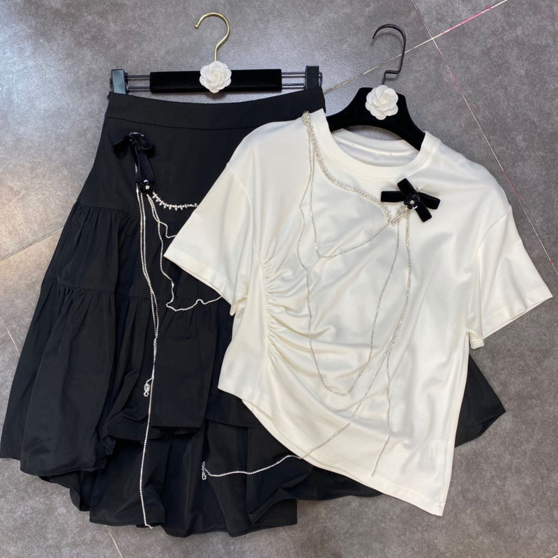 Spring Summer Fashion Casual Drill Chain Tassel Bow High Waist Solid Color Loose Two-piece Suit Women SJ977 210525, Top
Spring Summer Fashion Casual Drill Chain Tassel Bow High Waist Solid Color Loose Two-piece Suit Women SJ977 210525, Top