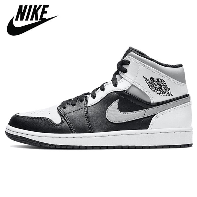 Nike AIR Jordan 1 Retro 1S High Basketball Shoes Og Hyper Royal Silver Toe University Blue Black White Unc Dark Mocha Twist Men Women Runnin
Nike AIR Jordan 1 Retro 1S High Basketball Shoes Og Hyper Royal Silver Toe University Blue Black White Unc Dark Mocha Twist Men Women Runnin