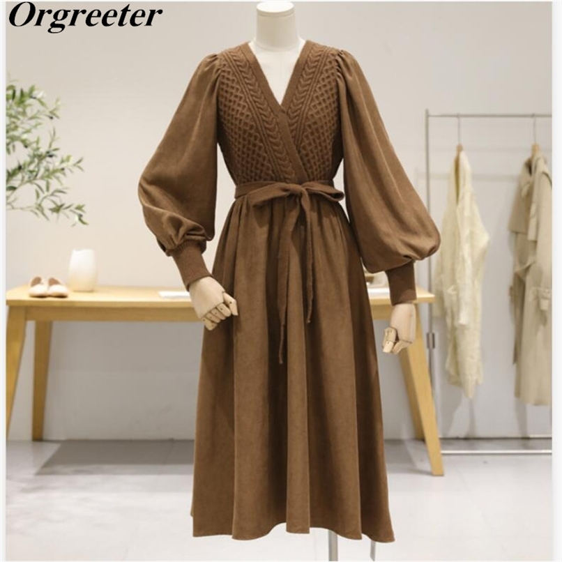 Retro Fall Winter Knitted Dress Women Chic Twist Knit Patchwork Puff sleeve Sashes Bow Knee-length OL Work Sweater 210602, V-neck 4
Retro Fall Winter Knitted Dress Women Chic Twist Knit Patchwork Puff sleeve Sashes Bow Knee-length OL Work Sweater 210602, V-neck 4