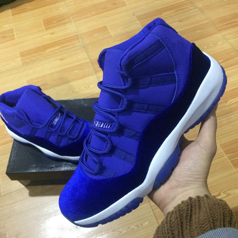 Men Basketball Shoes high cut Jumpman 11 Velvet Heiress red blue Grey Suede Spaces Jams 11S XI Sports{category}, As photo 1
Men Basketball Shoes high cut Jumpman 11 Velvet Heiress red blue Grey Suede Spaces Jams 11S XI Sports{category}, As photo 1